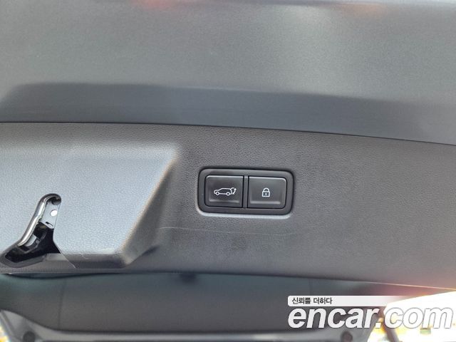 Hyundai Santafe 2024 — photo 12
