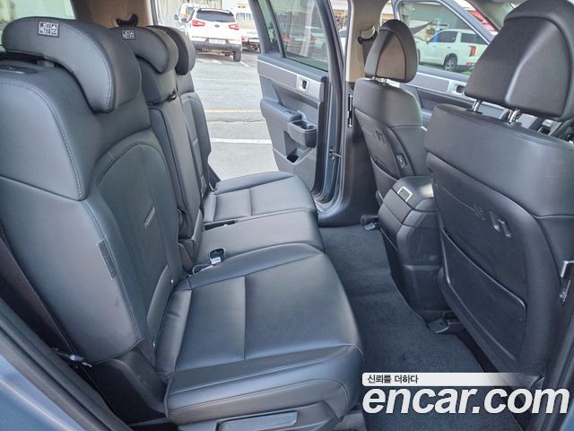 Hyundai Santafe 2024 — photo 18