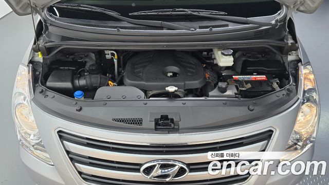 Hyundai Starex 2018 — photo 6