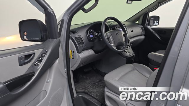 Hyundai Starex 2018 — photo 10
