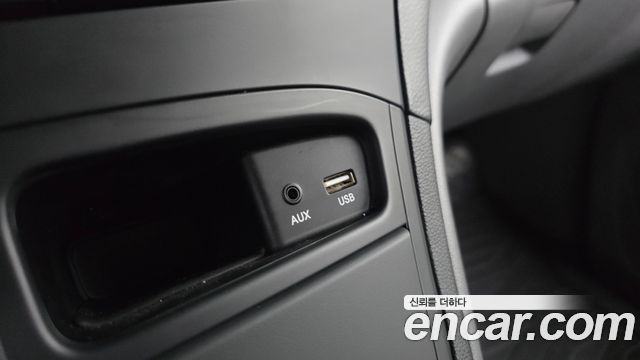 Hyundai Starex 2018 — photo 13