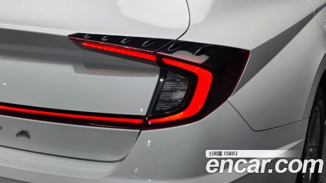Hyundai Sonata 2020 — photo 9