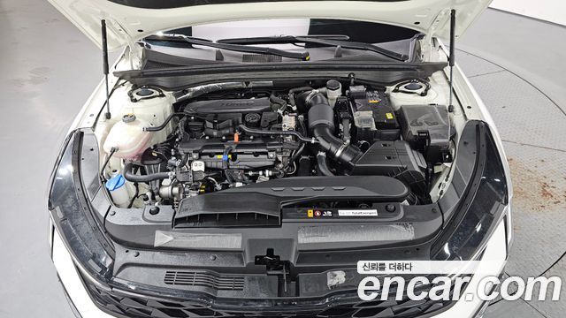 Kia K5 2025 — photo 6