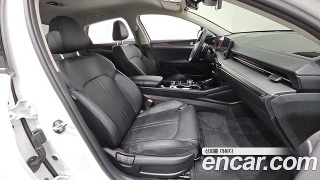 Kia K5 2025 — photo 18