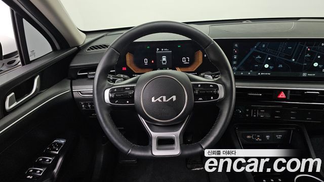 Kia K5 2025 — photo 19