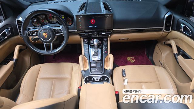 Porsche Cayenne 2015 — photo 10