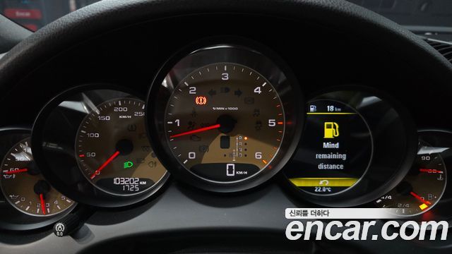 Porsche Cayenne 2015 — photo 11