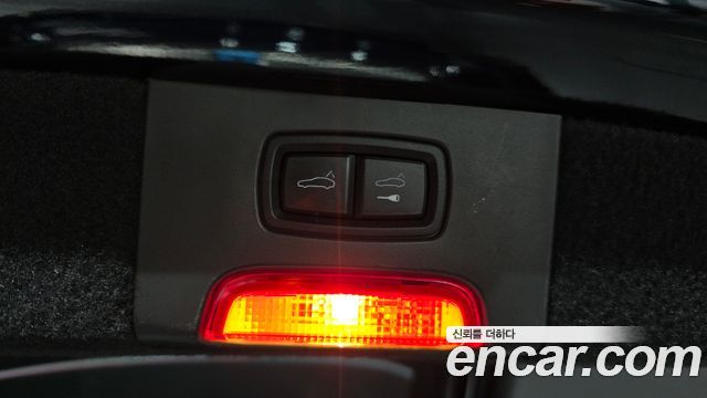 Porsche Cayenne 2015 — photo 26