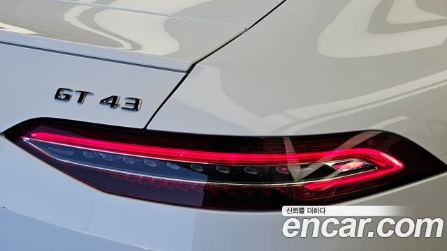Mercedes-Benz AMG GT 2023 — photo 9