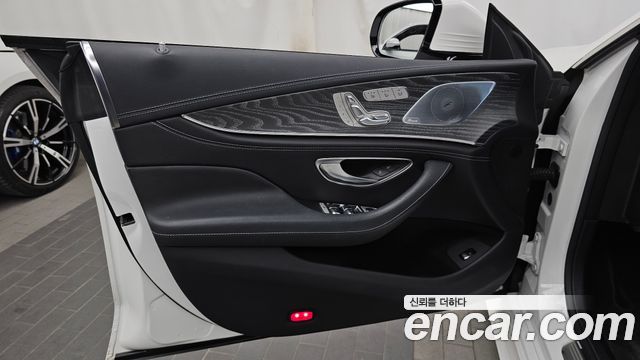 Mercedes-Benz AMG GT 2023 — photo 14
