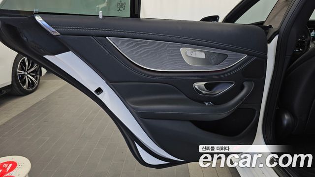 Mercedes-Benz AMG GT 2023 — photo 15