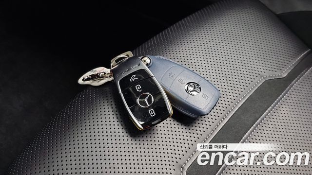 Mercedes-Benz AMG GT 2023 — photo 37