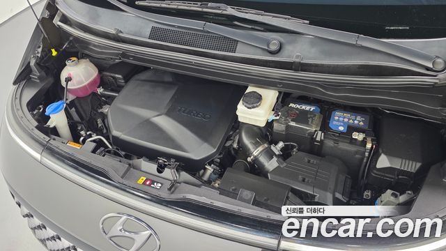Hyundai Staria 2022 — photo 6