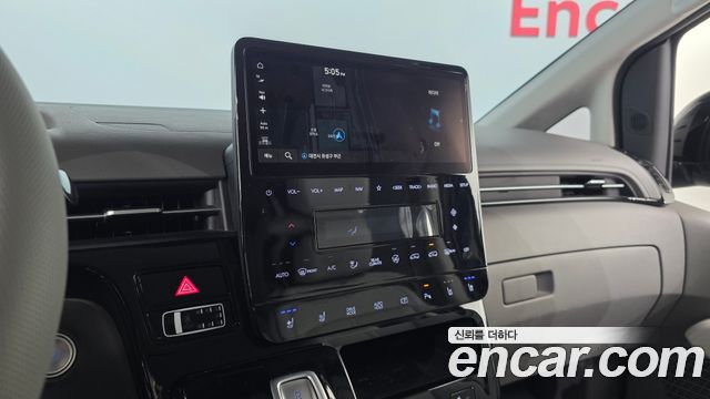 Hyundai Staria 2022 — photo 19