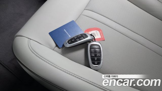 Hyundai Staria 2022 — photo 22
