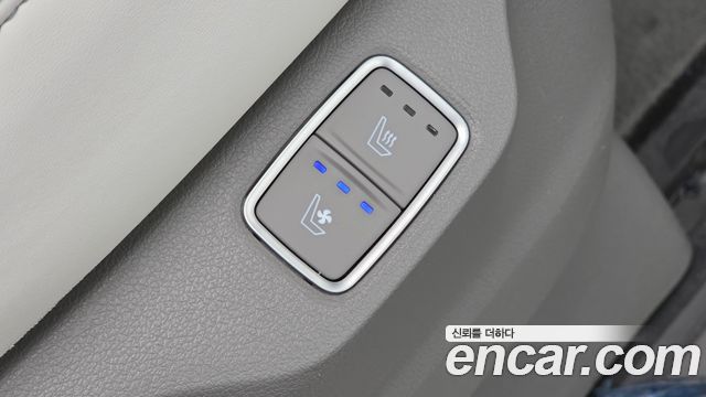 Hyundai Staria 2022 — photo 26