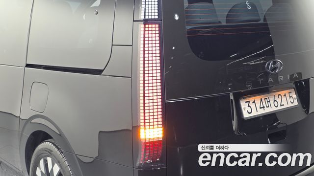 Hyundai Staria 2022 — photo 9