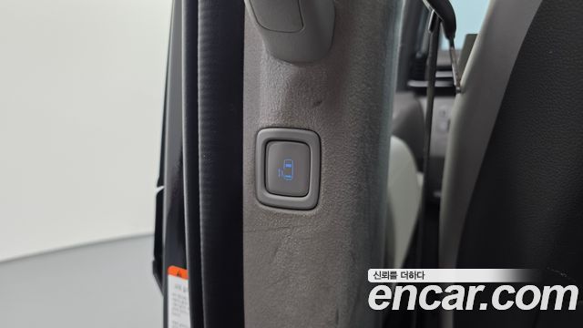 Hyundai Staria 2022 — photo 27