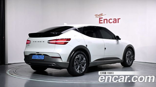 Genesis GV60 2022 — photo 2