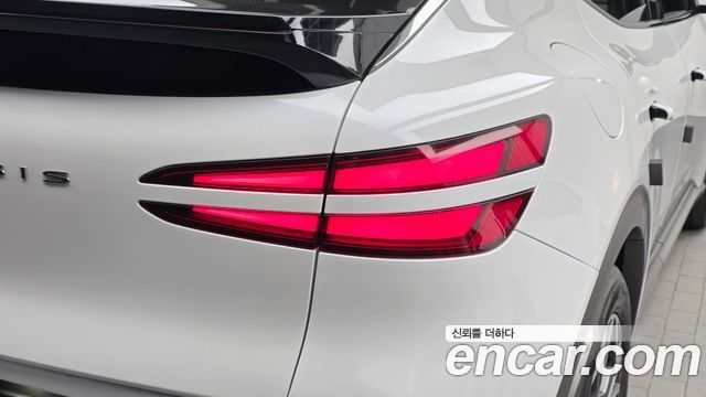 Genesis GV60 2022 — photo 9