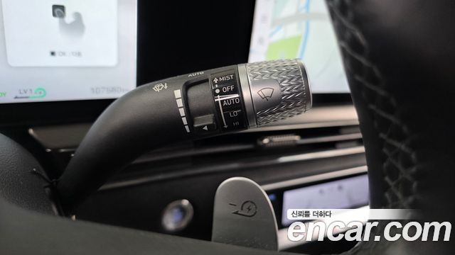 Genesis GV60 2022 — photo 33