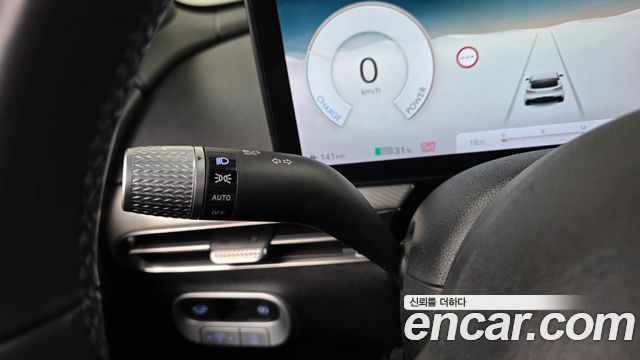 Genesis GV60 2022 — photo 36