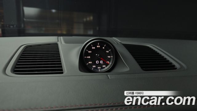 Porsche Cayenne 2021 — photo 24