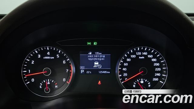 Kia K7 2019 — photo 11