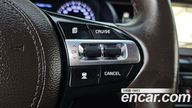 Kia K7 2019 — photo 26