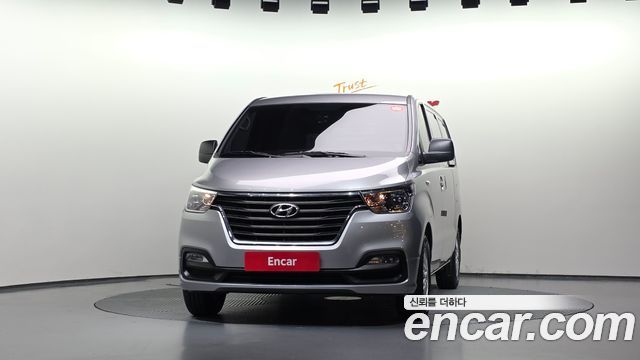 Hyundai Starex 2020 — photo 3