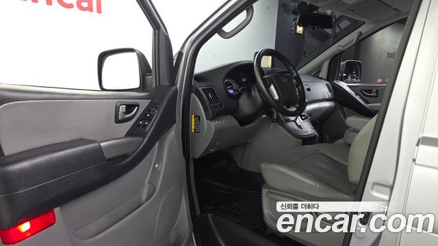 Hyundai Starex 2020 — photo 13