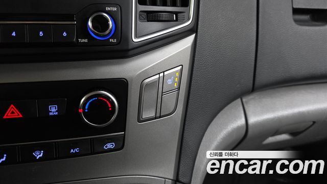 Hyundai Starex 2020 — photo 24