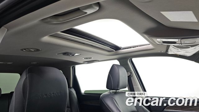 Kia Mohave 2022 — photo 30