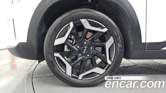 Kia Seltos 2023 — photo 5