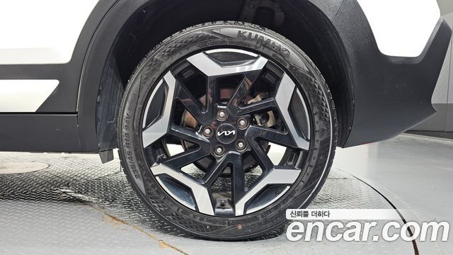 Kia Seltos 2023 — photo 7
