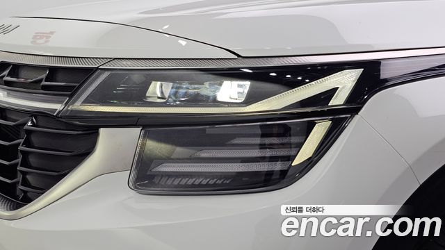 Kia Seltos 2023 — photo 8