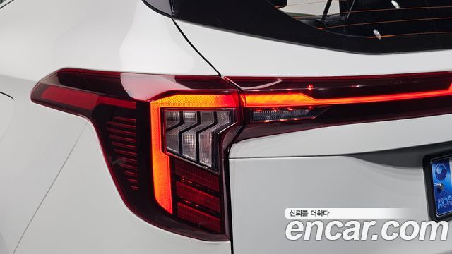 Kia Seltos 2023 — photo 9