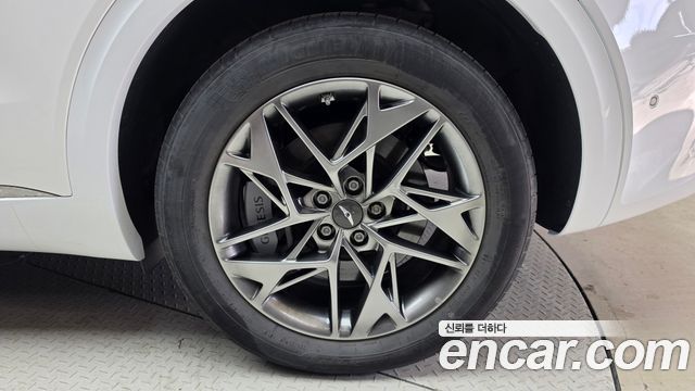 Genesis GV70 2023 — photo 7