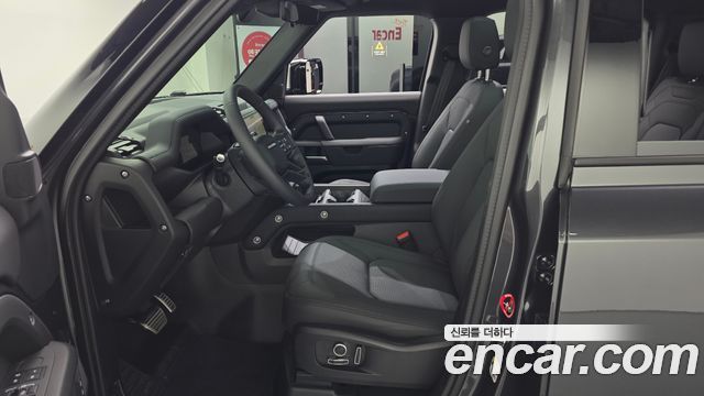 Land Rover Defender 2025 — photo 3