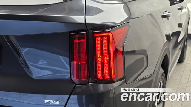 Kia Sorento 2023 — photo 9