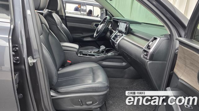 Kia Sorento 2023 — photo 16