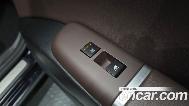 Hyundai Grandeur 2023 — photo 33