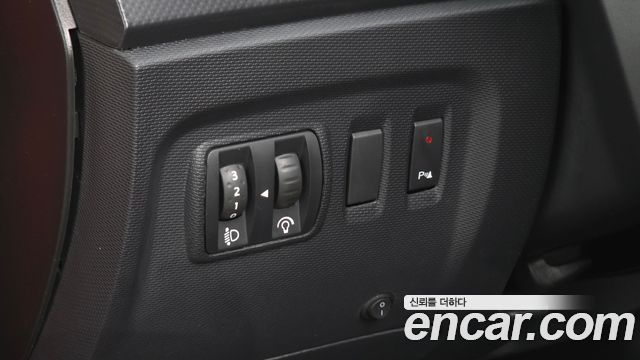 Renault Korea QM3 2015 — photo 15