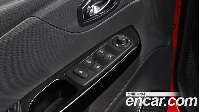 Renault Korea QM3 2015 — photo 16
