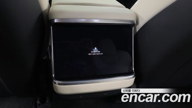 Tesla Model S 2023 — photo 24