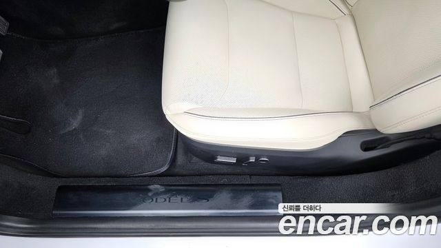 Tesla Model S 2023 — photo 31