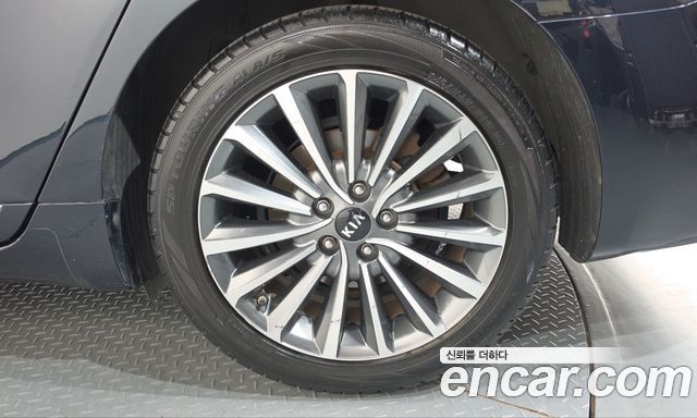 Kia K7 2017 — photo 7