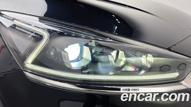 Kia K7 2017 — photo 8