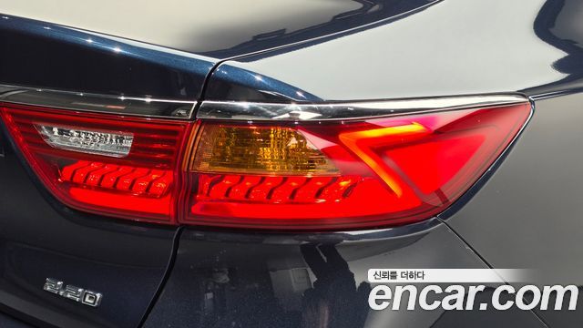 Kia K7 2017 — photo 9