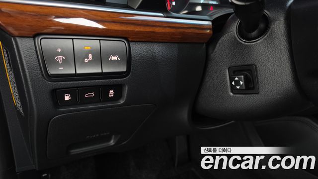 Kia K7 2017 — photo 28